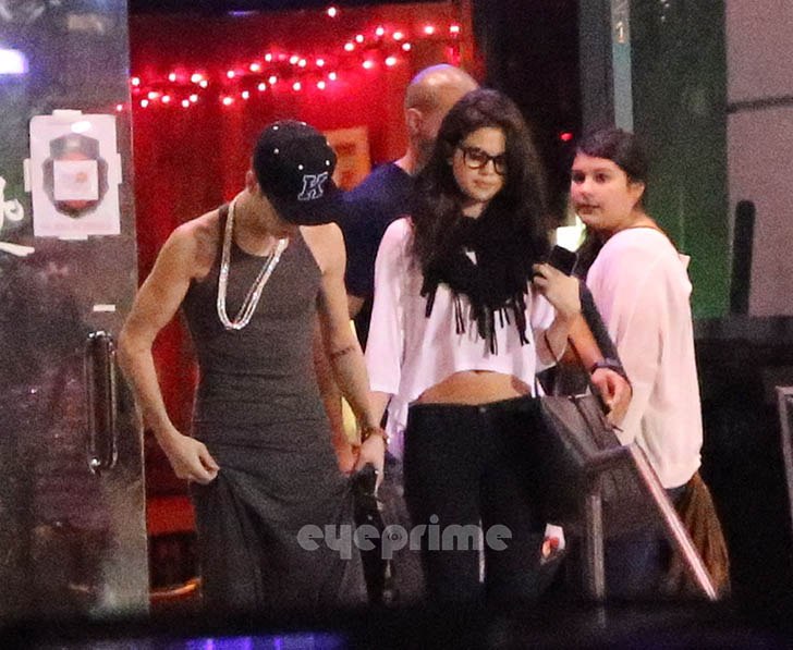 Is jb still dating selena gomez