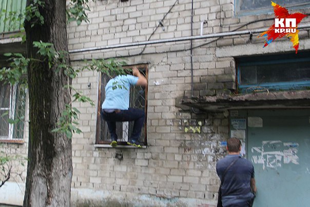 "Я все могу объяснить!" - мать убитой в Хабаровске трехлетней девочки "Я все могу объяснить!" - мать убитой в Хабаровске трехлетней девочки