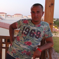 Илья Реутов