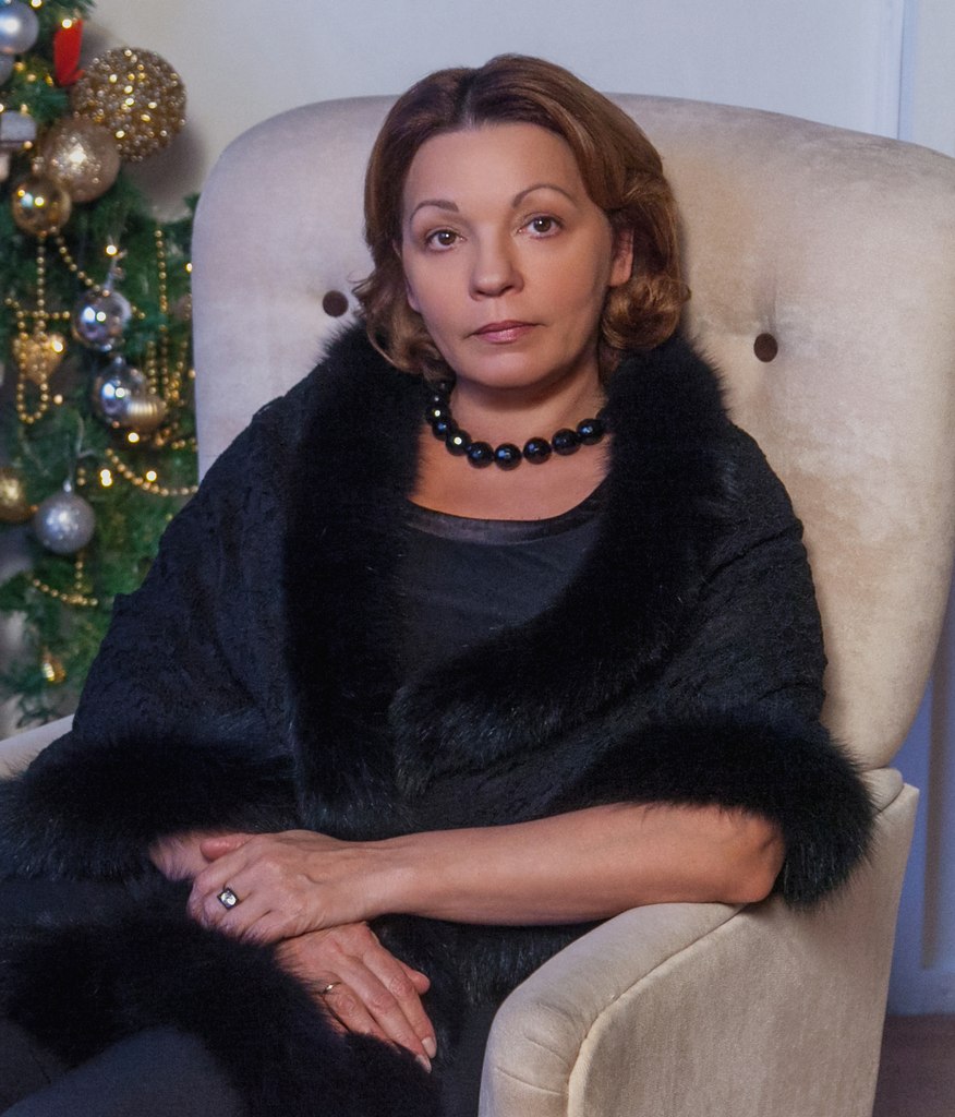 Симонова ирина феликсовна биография семья родители дети