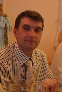 Александр Николаев