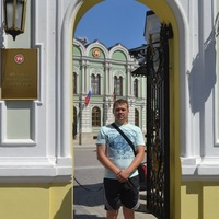 Дмитрий Макаров