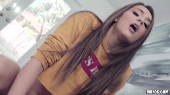 MofosPublicpickups - Sofie Reyez