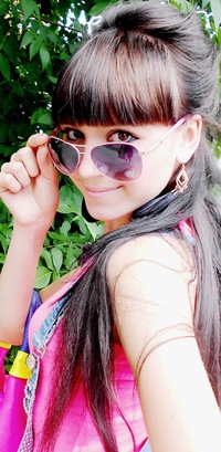 Олечка Попова