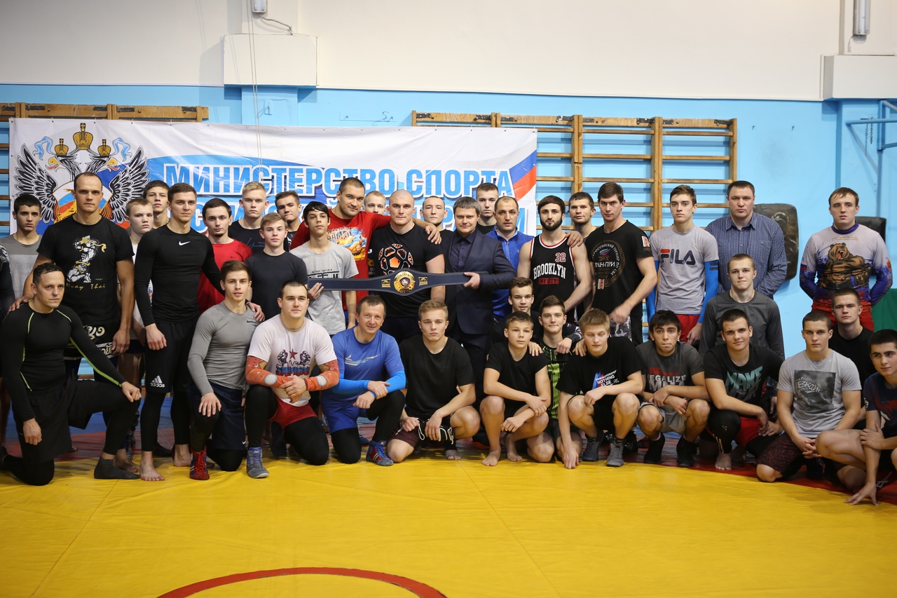 звезда греко римской. александр комаров боре. звезда греко римской. звезда греко римской. звезда греко римской.