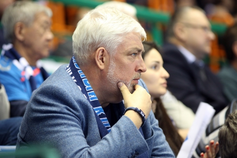 Мешков александр анатольевич газпром биография жена фото
