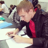 Максим Султанов