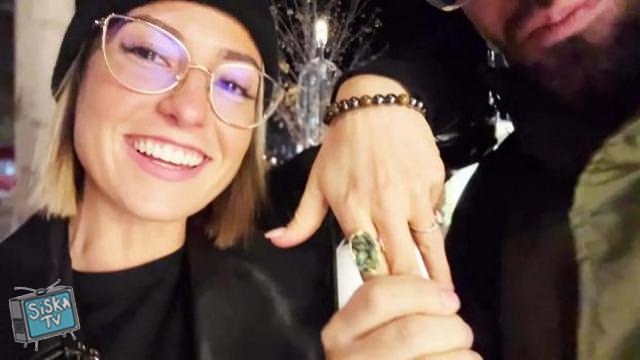  Pam visits Aix in her own way...