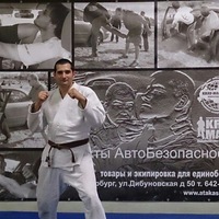 Александр Олейник