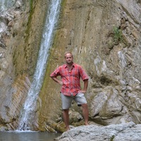 Владимир Захаров