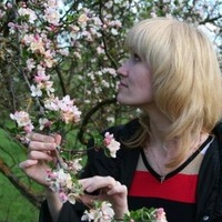 Анна Комарова