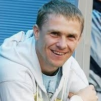 Сергей Ребров