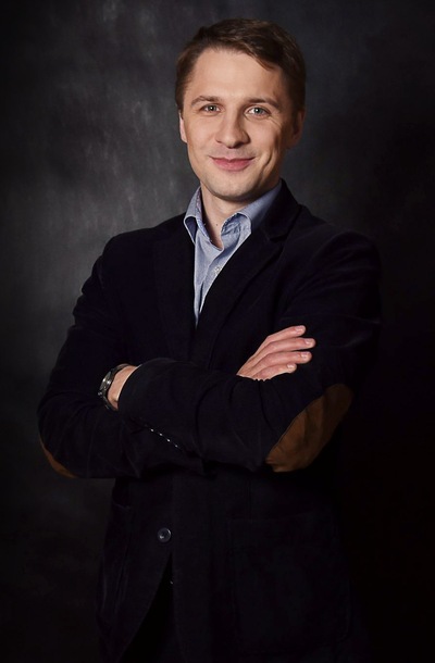 Николай Страх