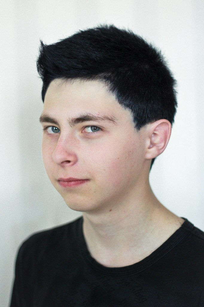 парикмахер стилист красноярск. андрей солохиев красноярск стилист. мастер класс парикмахер стилист. парикмахер стилист красноярск. ефимов андрей васильевич красноярск.