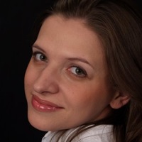 Елена Алай