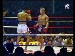 док-ый фильм о Ramon Dekkers (Тайский бокс 90гг.)