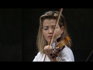 Anne-Sophie Mutter: A Life with Beethoven Реж. Райнер Е. Мориц (1999)