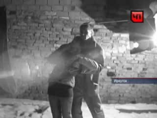 НТВ: В Иркутске вооруженный ножом мужчина взял в заложницы шестнадцатилетнюю девушку