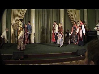 Детский фольклорный ансамбль семейного клуба