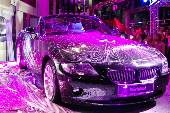 Блестящий авто. Блестящая машина. Машина в блестках. Розовая машина. Крутая машина розовая блестящая