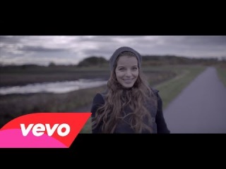 Yvonne Catterfeld - Pendel