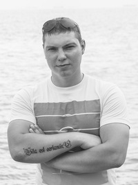 Мишка Холченков