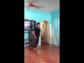 | vk.com/bboyw0rld<< bboy pin prctice in my home! 2014 | vk.com/bboyw0rld<<