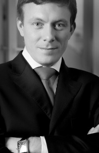 Александр Тихонов