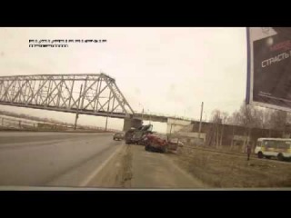 21.04.2012. ДТП Рено и Пежо.