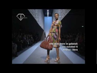 fashiontv | FTV.com - MAGDALENA FRACKOWIAK - MODELS - S/S 09 - MILAN