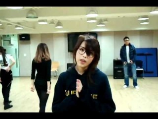 IU (아이유)- Unreleased Video Good Day(좋은날) Dance Practice