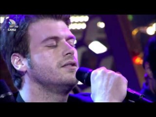 Yılmaz Erdoğan & Kıvanç Tatlıtuğ - Bul Getir (Beyaz Show HD)