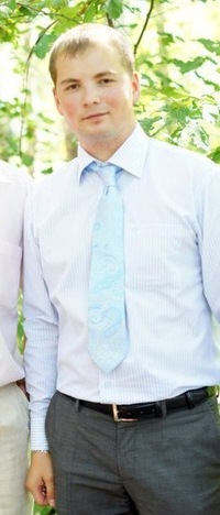 Роман Петров