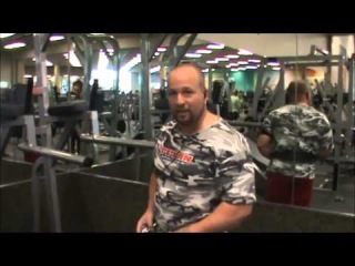 Pete Grohoski из команды Titan объясняет как использовать недавно выпущенный ремень Titan Dip!