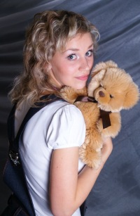 Лена Елсакова