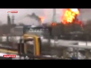 Один из взрывов на заводе