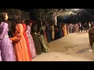 Kürt Kızlarından Muhteşem Halay (Govenda Keçên Kurd)