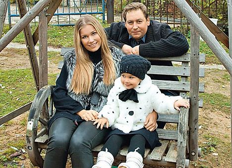 Георгий дронов жена лада