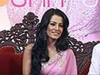 Hot Celina Jaitley at Jashn Store Launch