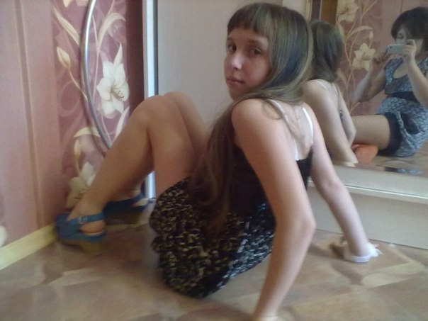Девушки без нижнего белья в летнюю жару ФОТО 18