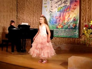 Юлия Тихомирова