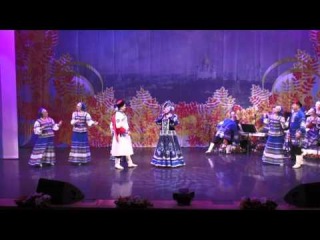 Людмила Рюмина песня Крутиться вертится шар голубой.mpg