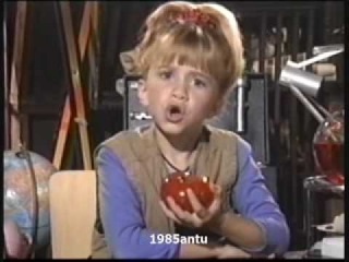 Mary-Kate and Ashley Olsen - The case of Thorn Mansion (Part 1)