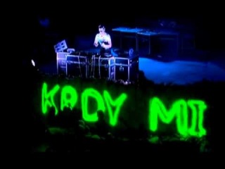 Huseyin Karadayi Ft. Isin Karaca - Eglen Guzelim (2010) (www.Firtina.nl)