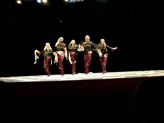 Palestinian dabke in Athens 7 (علي الكوفيه)