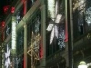 В столице Франции уже начали примерять роли Деда Мороза и Снегурочки - Первый канал