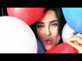 Birthday Love From Bieber, Jennifer Hudson, Taylor Swift, GaGa and More!
