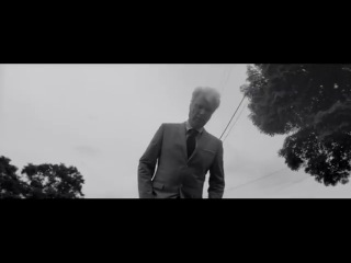 David Byrne & St. Vincent - 'Who'