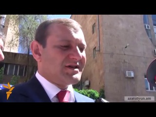 Мэр Еревана Тарон Маргарян не собирается никого отправлять в отставку 6 августа 2013 года