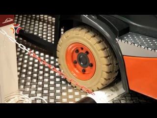 Погрузчики Linde, CeMAT-2012, складская техника